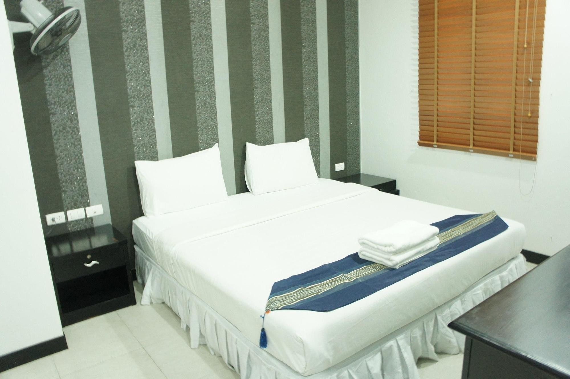 Noble House - 200 Meters Patong Beach Phuket Eksteriør billede